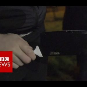 ‘We possess now got to trip spherical with knives’ – BBC News